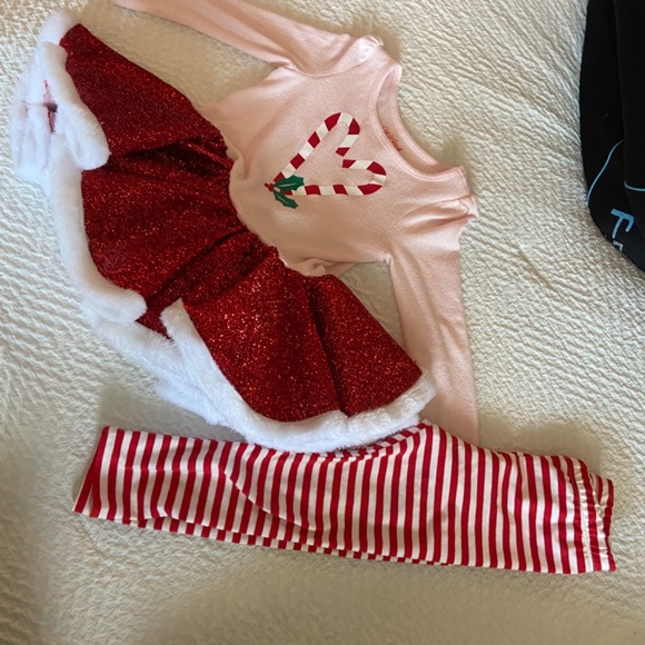 Christmas outfit - Picture 4 of 4